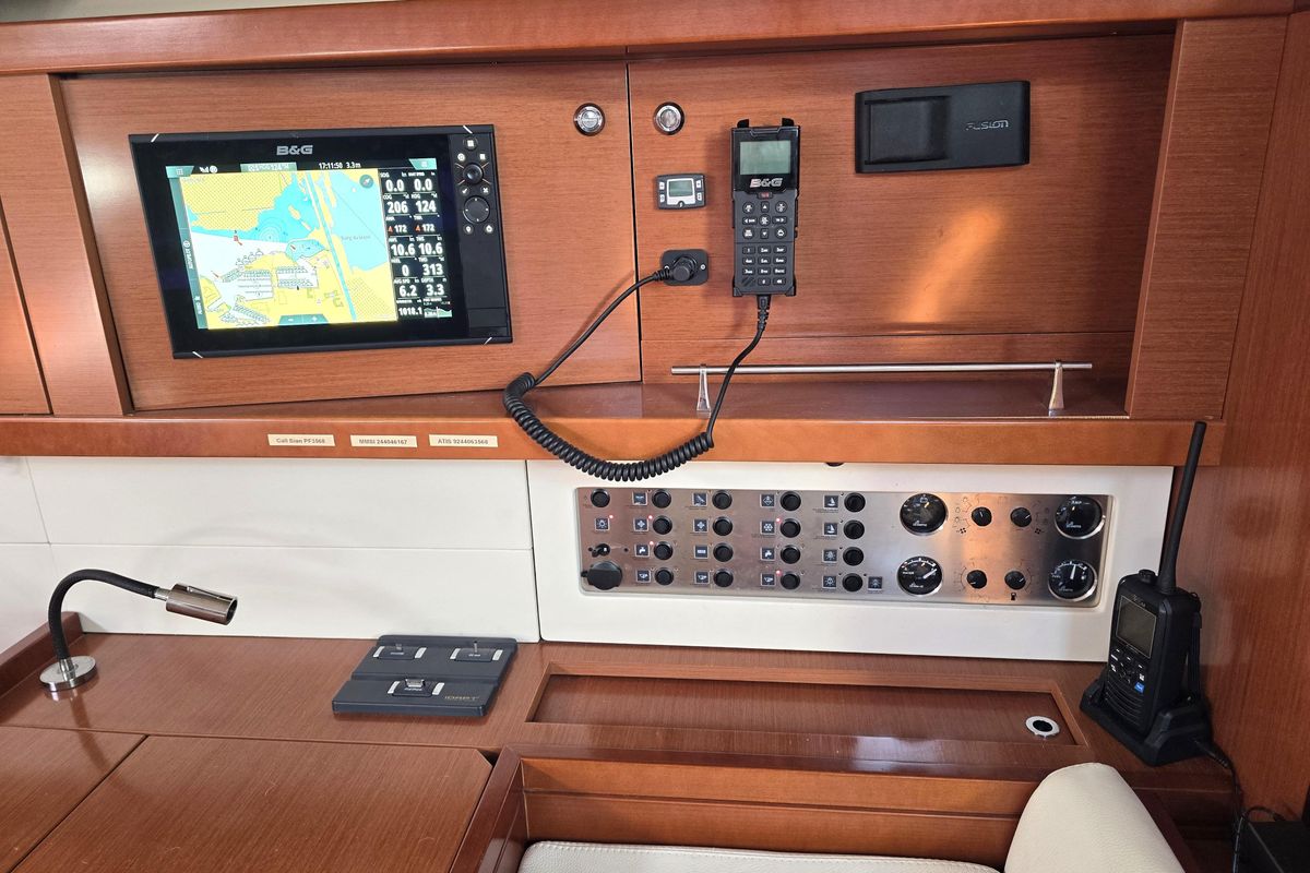 2011 Beneteau 59 