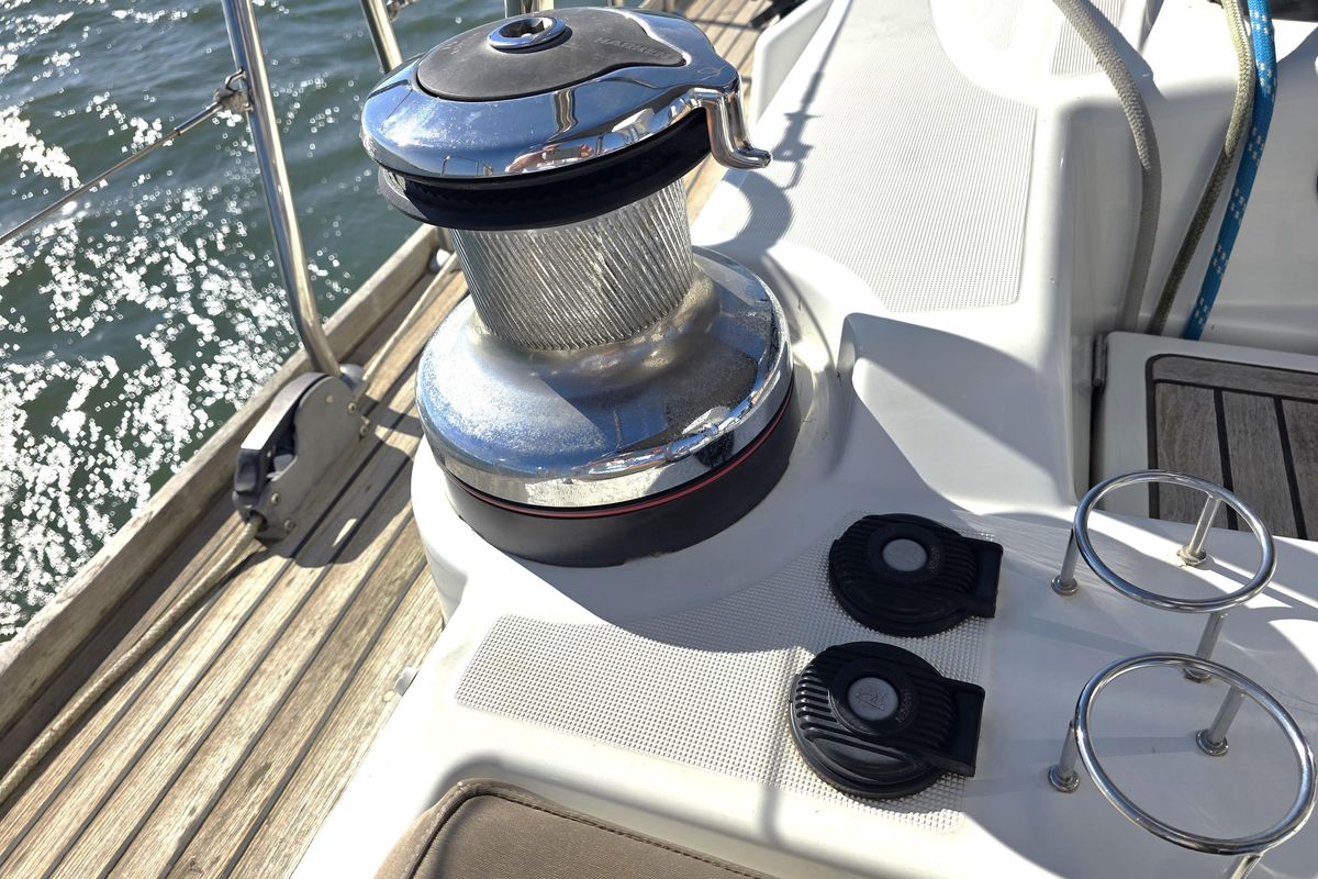 2011 Beneteau 59 