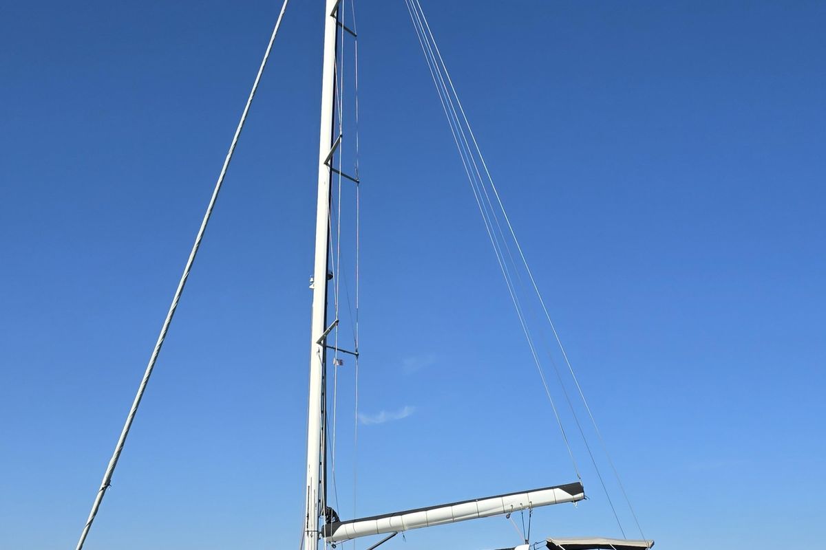 2011 Beneteau 59 