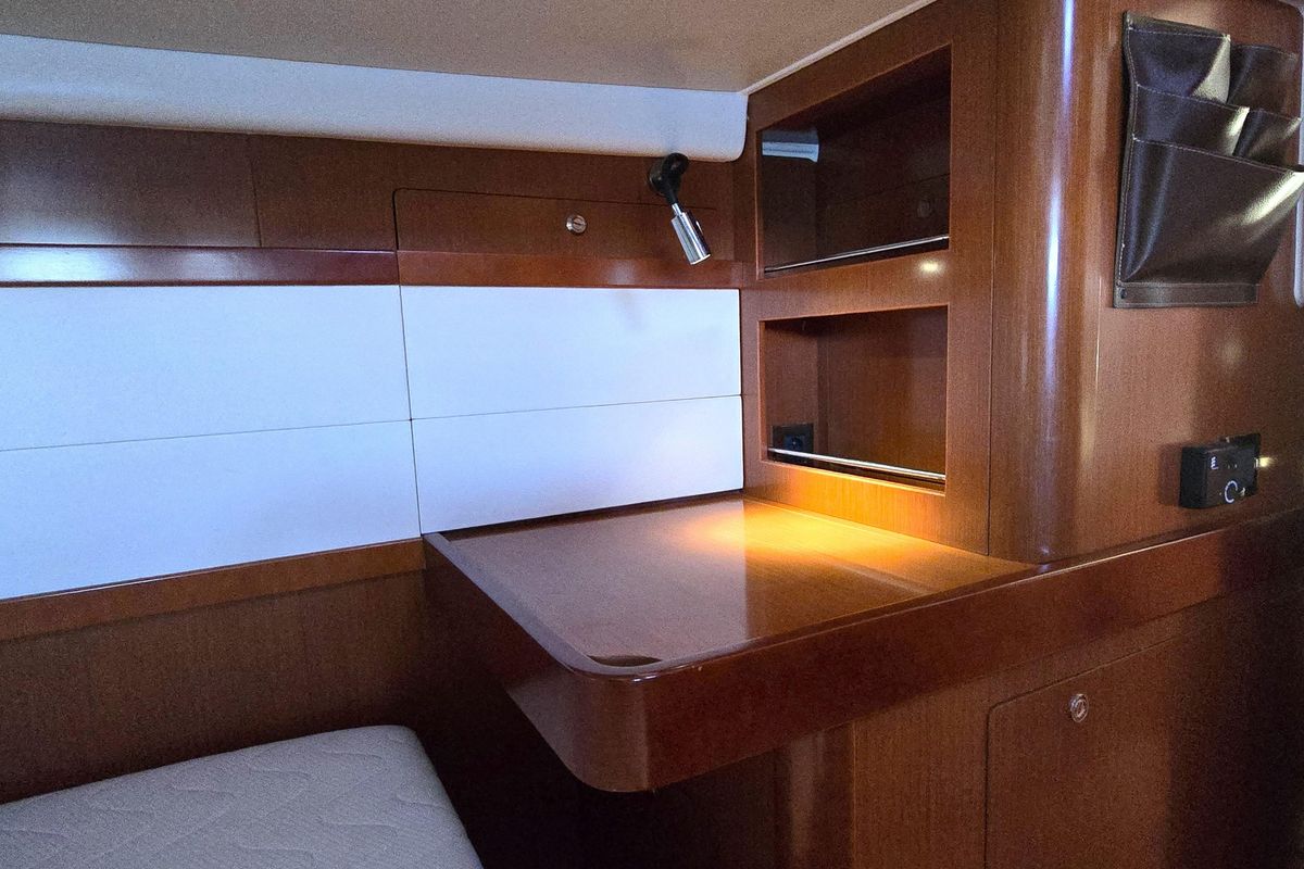 2011 Beneteau 59 
