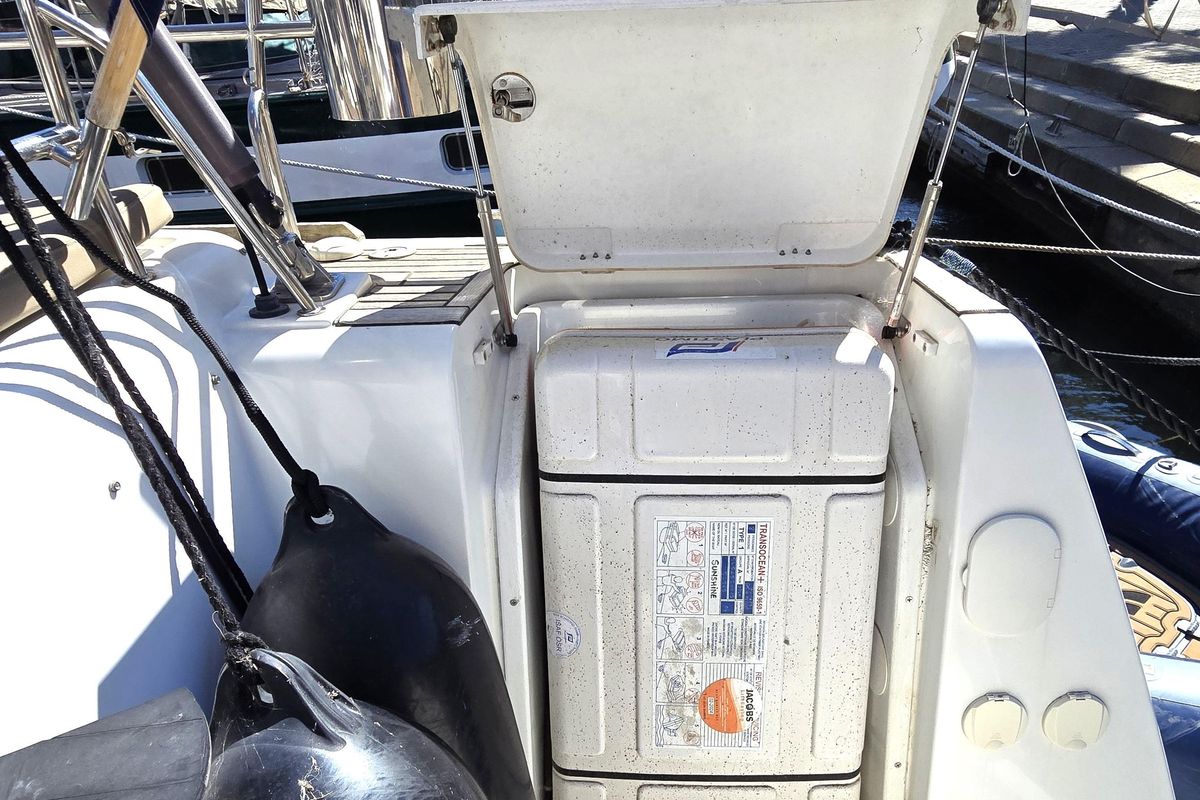 2011 Beneteau 59 