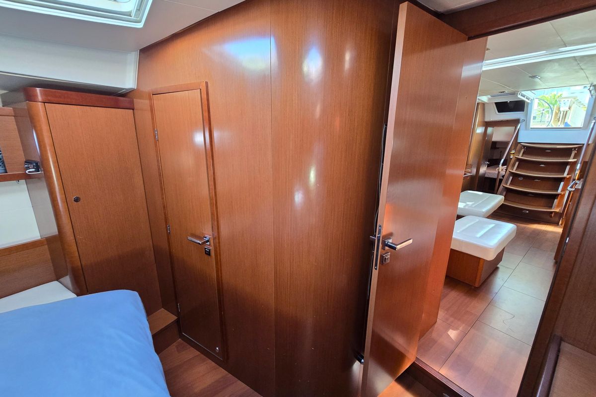 2011 Beneteau 59 