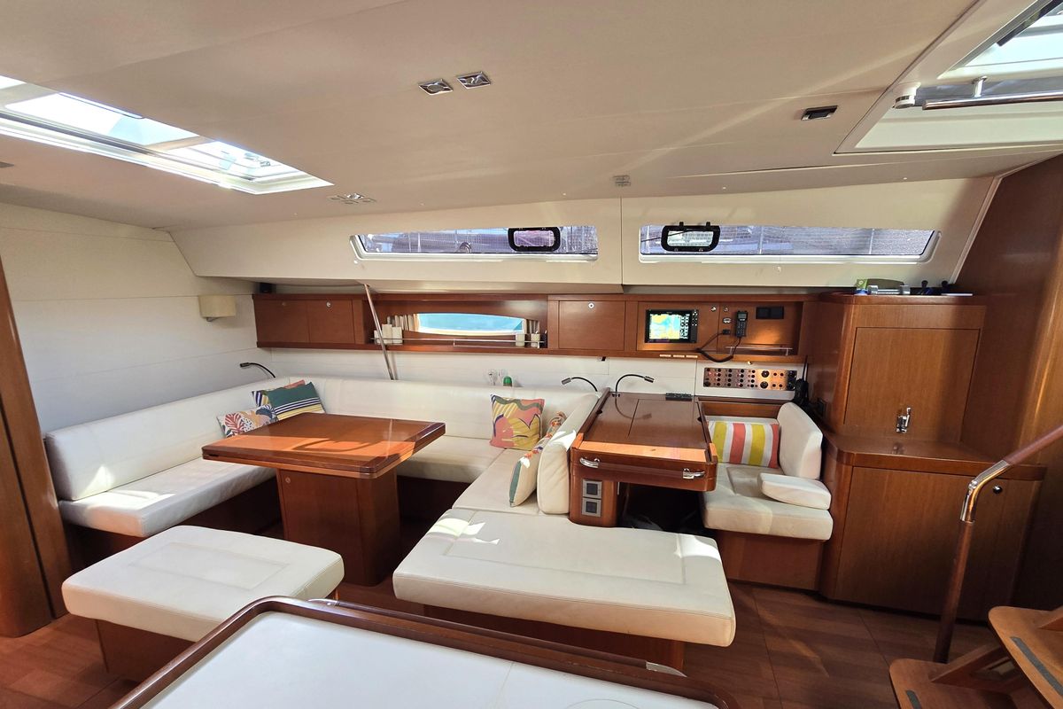 2011 Beneteau 59 