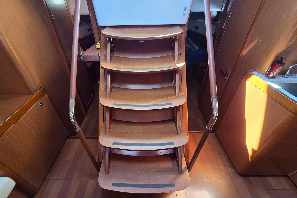 2011 Beneteau 59 
