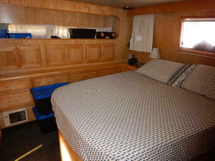 Salish Dawn Yacht Photos Pics 