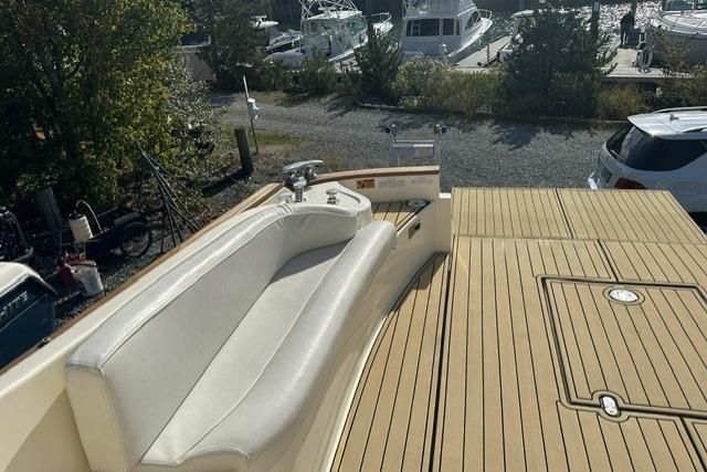 2007 Mochi Craft 44 