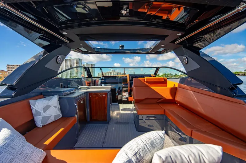 Knee Deep Yacht Photos Pics 