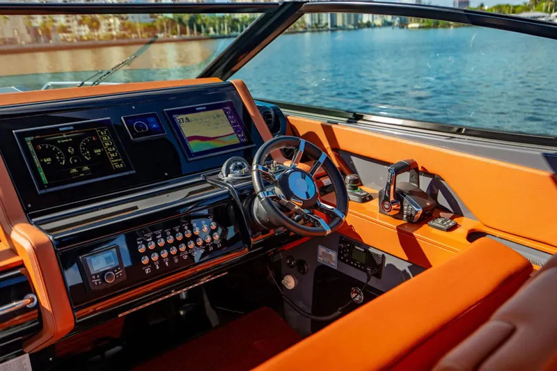 Knee Deep Yacht Photos Pics 