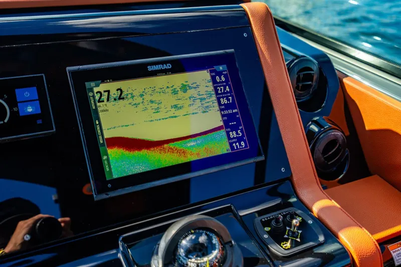 Knee Deep Yacht Photos Pics 