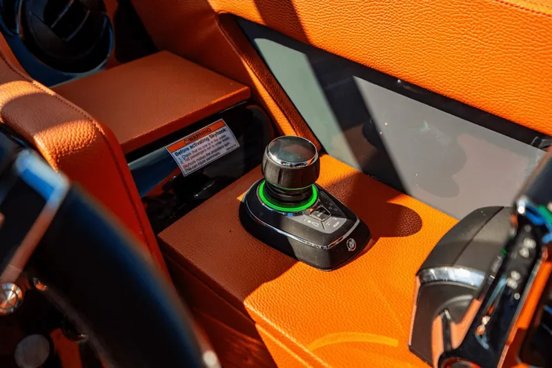 Knee Deep Yacht Photos Pics 