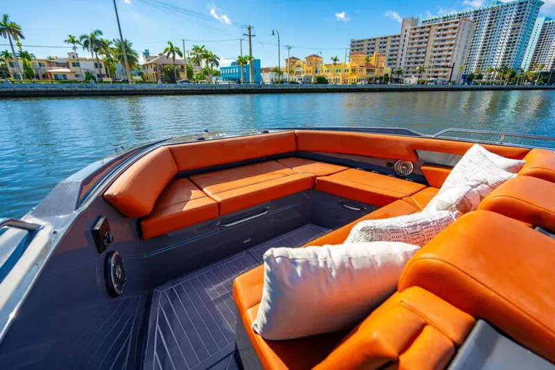 Knee Deep Yacht Photos Pics 