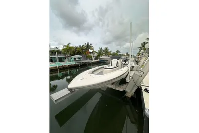 ShearWater 270 Carolina Flare