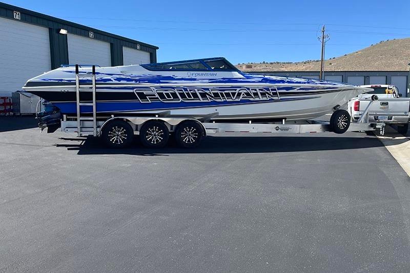 2001 Fountain 35 Lightning