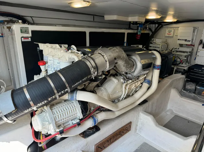 Its A Blast Yacht Photos Pics Engine room of 2010 Sabre 52 Salon Express yacht, featuring Volvo Penta engine.