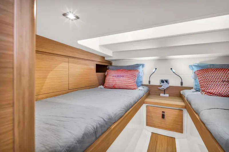 Vector 9 Yacht Photos Pics Interior of 2021 Pardo Yachts 38 with twin beds and modern wood finish.