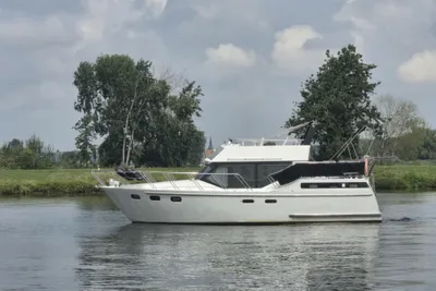 1996 Motor Yacht Aqualux 1150
