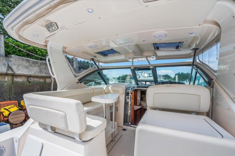 2008 Tiara Yachts 3600 Open