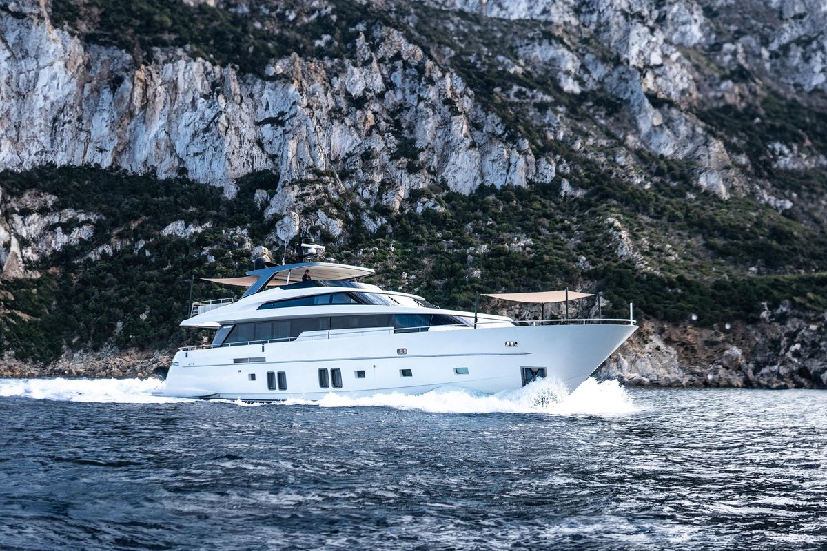 2017 Sanlorenzo 95 