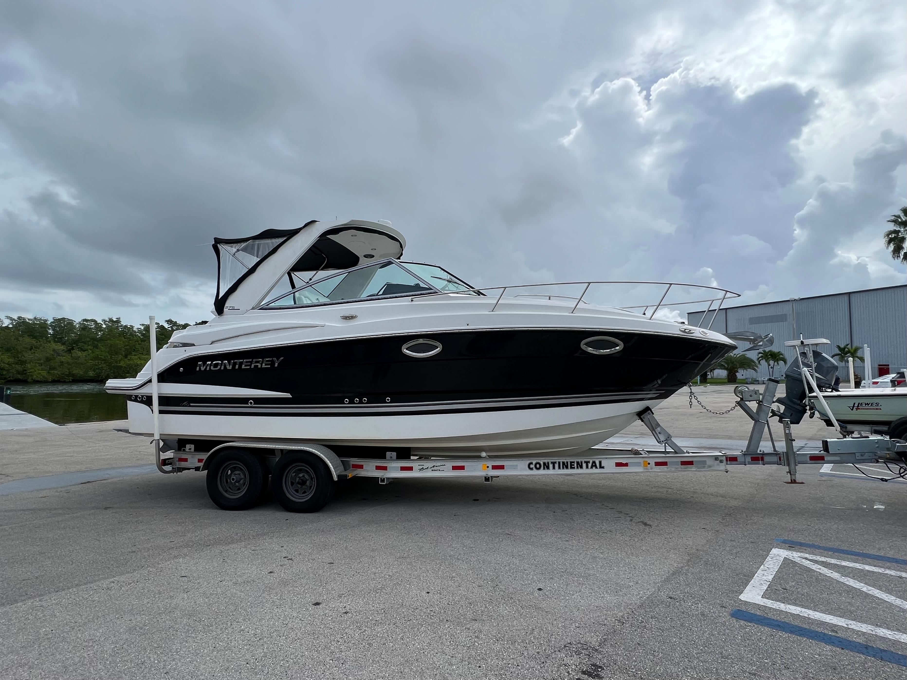 2018 monterey 275 sport yacht