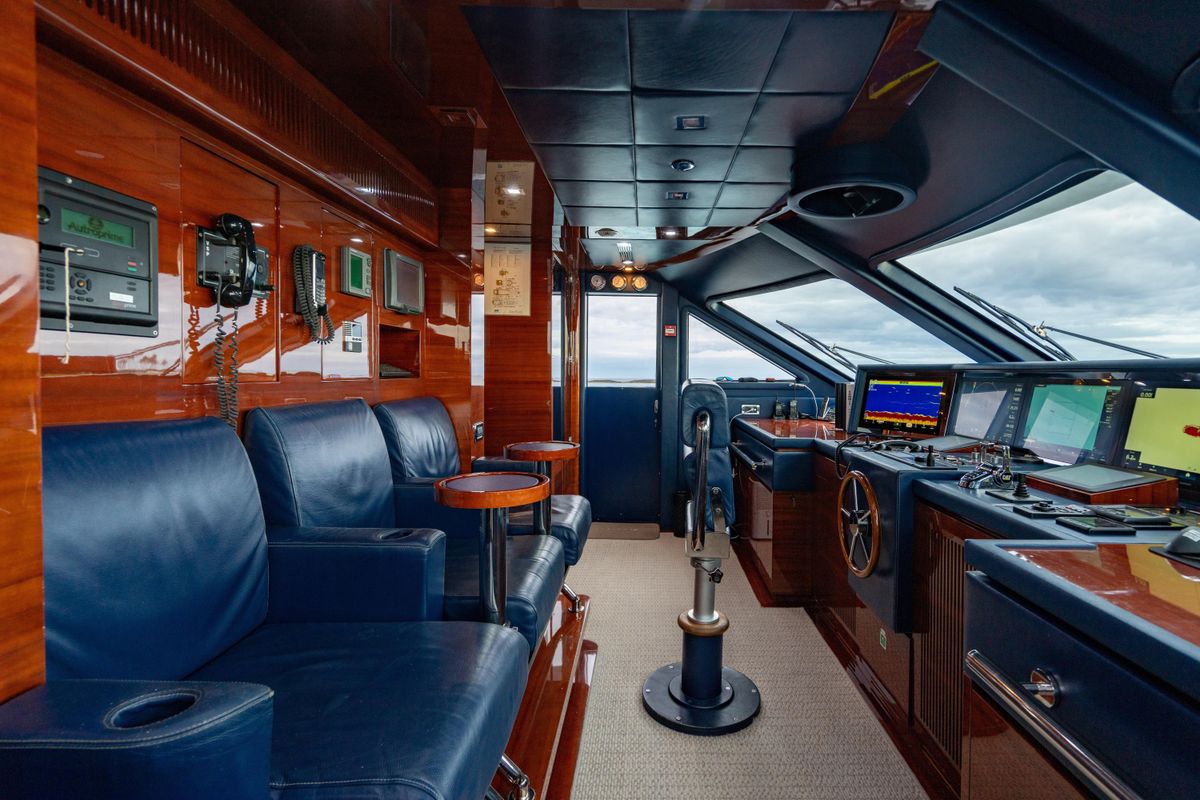 2011 Benetti 121 