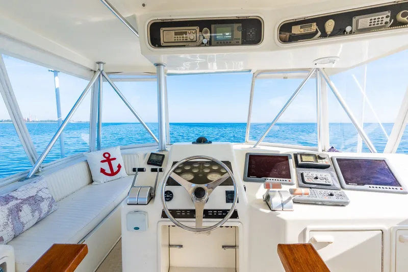 Desiderata Yacht Photos Pics 