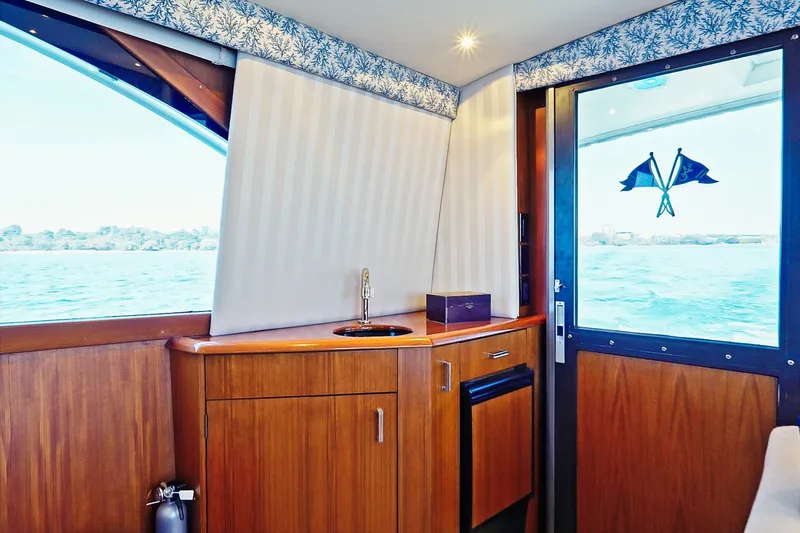 Desiderata Yacht Photos Pics 