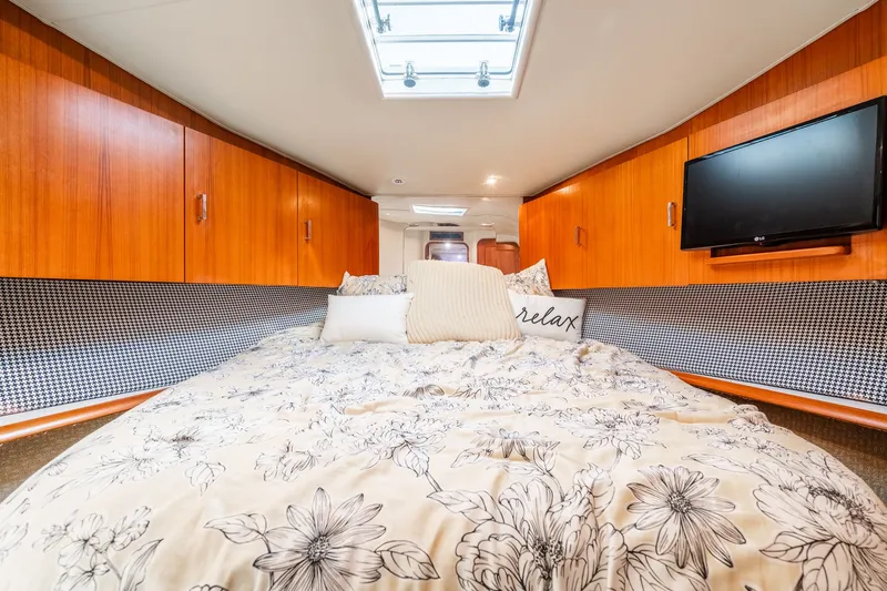 Desiderata Yacht Photos Pics 