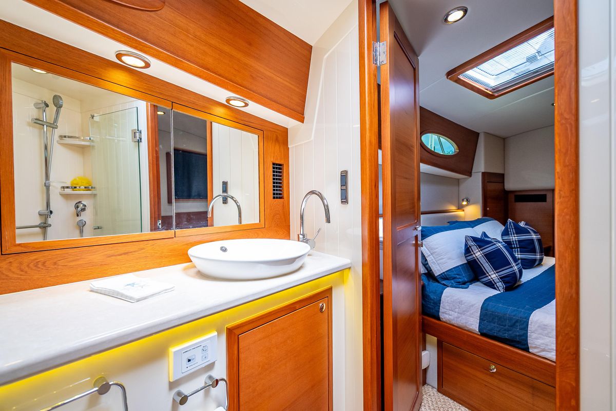 2019 Palm Beach Motor Yachts 55 