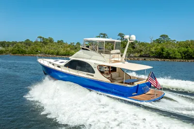 Palm Beach Motor Yachts PB55
