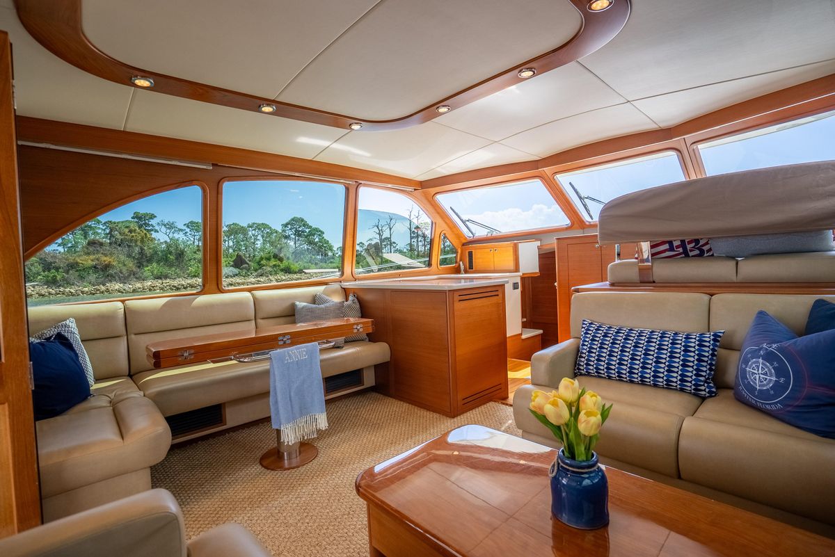 2019 Palm Beach Motor Yachts 55 