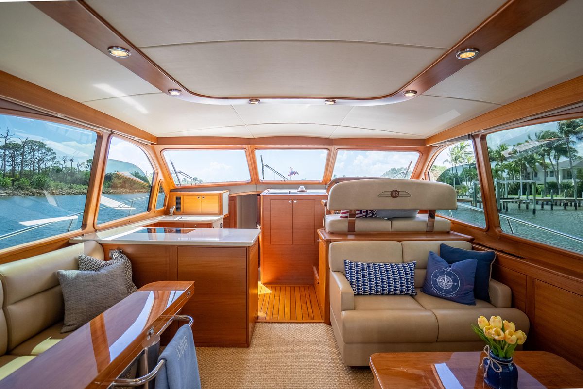 2019 Palm Beach Motor Yachts 55 