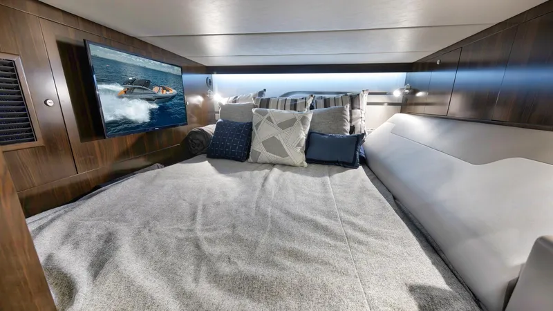 Forty Four Yacht Photos Pics 