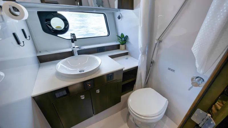 Forty Four Yacht Photos Pics 