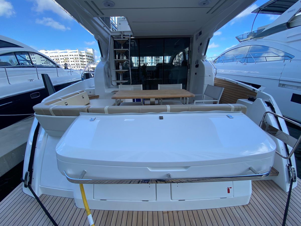 2019 Schaefer 51 