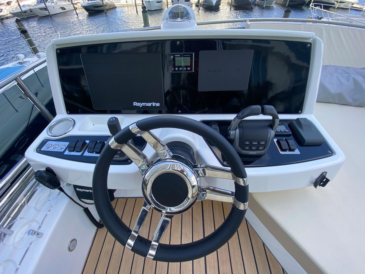 2019 Schaefer 51 