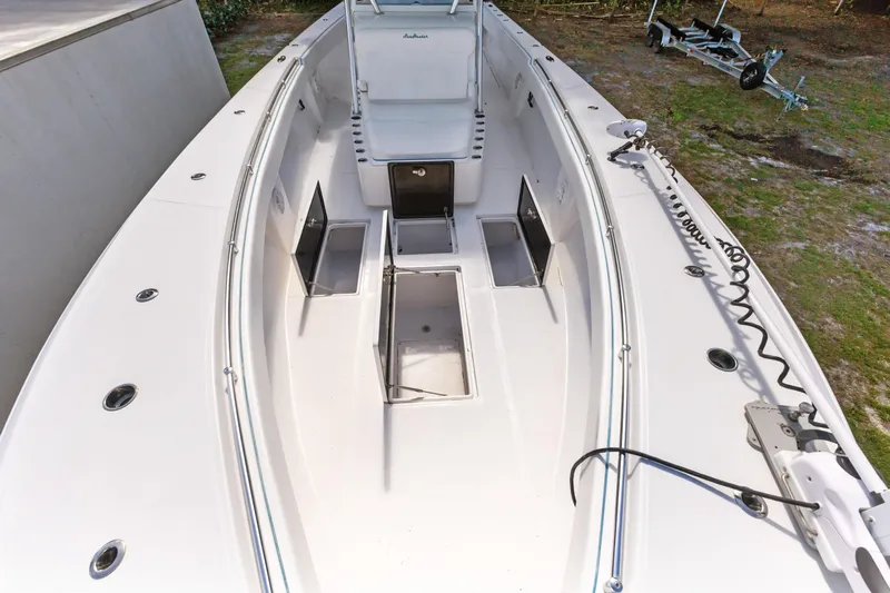  Yacht Photos Pics 2016 SeaHunter 41 Tournament boat deck with open storage compartments.