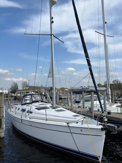 Knot Flyin Yacht Photos Pics 