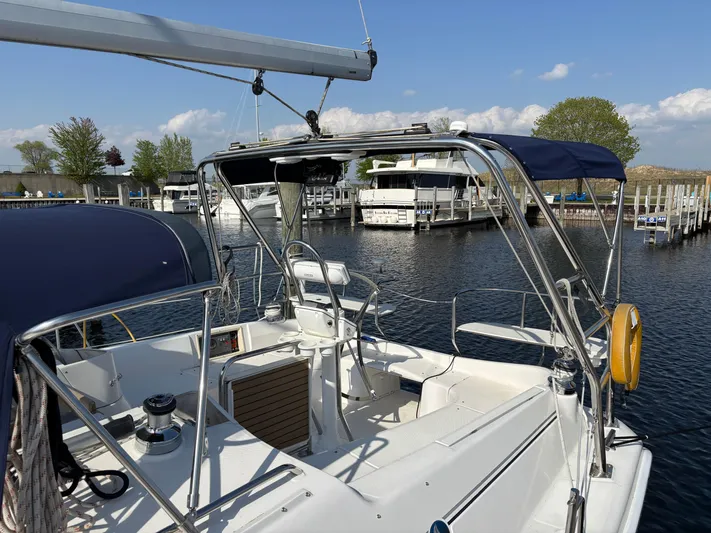 Knot Flyin Yacht Photos Pics 