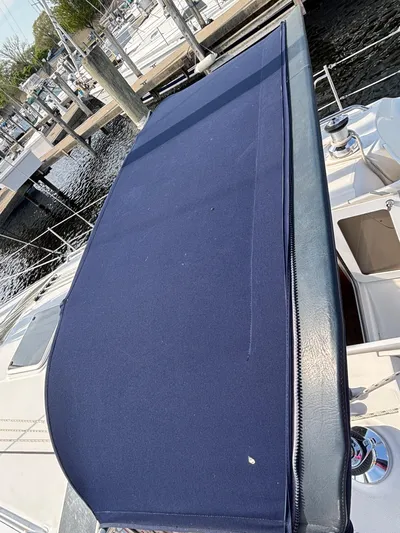 Knot Flyin Yacht Photos Pics 