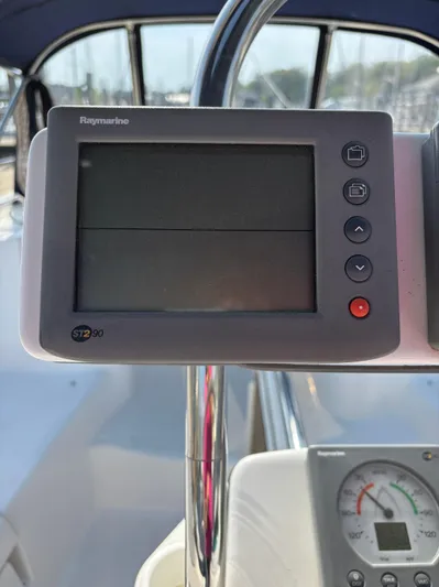 Knot Flyin Yacht Photos Pics 