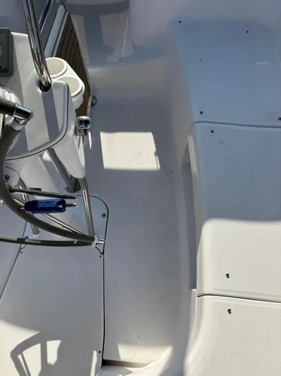 Knot Flyin Yacht Photos Pics 