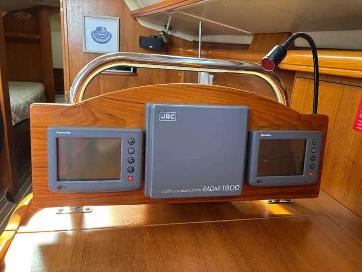 Knot Flyin Yacht Photos Pics 