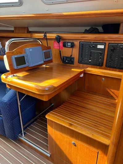 Knot Flyin Yacht Photos Pics 