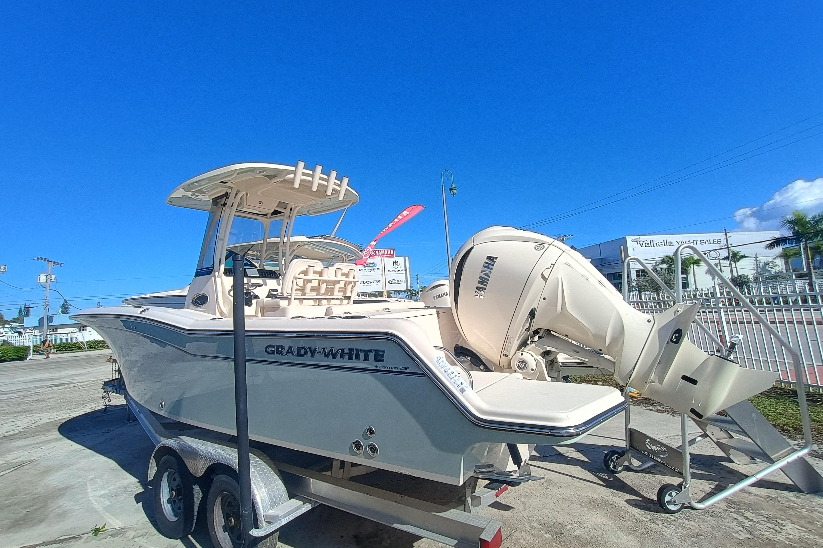 2026 Grady-White Fisherman 236 - Image 6