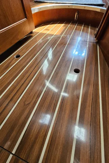 Hold Fast II Yacht Photos Pics 