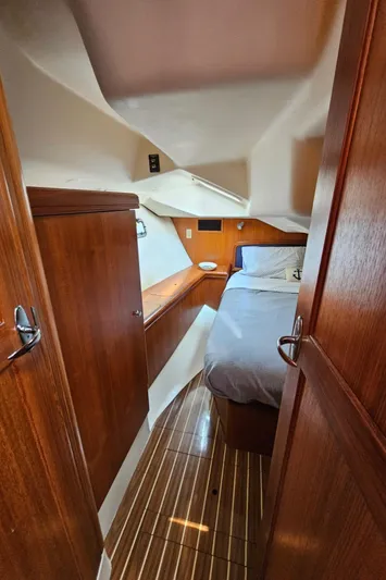 Hold Fast II Yacht Photos Pics 