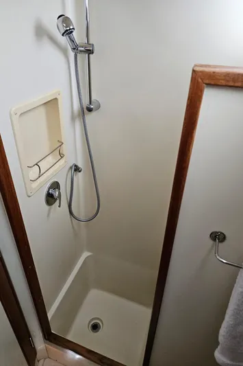 Hold Fast II Yacht Photos Pics 