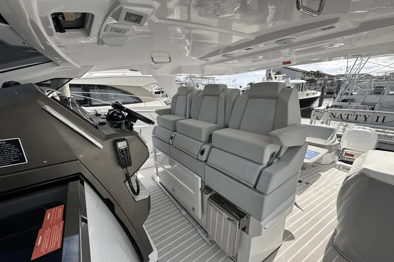 Cinza Yacht Photos Pics Interior of 2020 Azimut 40 Verve yacht with plush seating and modern controls.