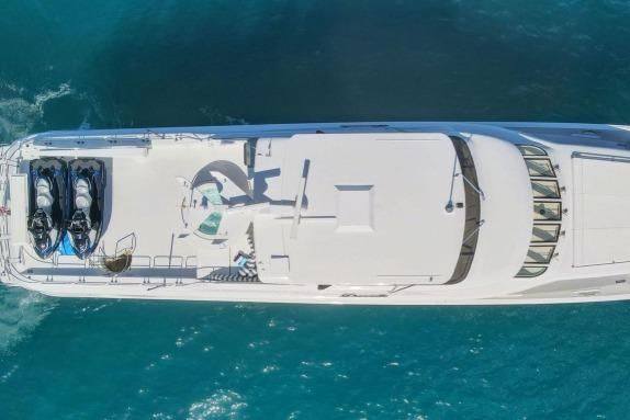2005 Hatteras 100 