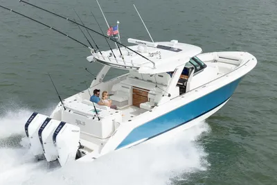 Tiara Yachts 38 LS